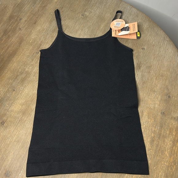 Shapermint Essentials All Day Every Day Shaping Scoop Neck Cami Black - Picture 5 of 12